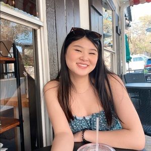 Meet your Posher, Zoe